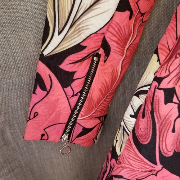 MUSE SZ 2 Statement Dress Trending Fantasy Goth - Picture 5 of 8